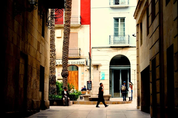 Alicante Street Scene #dailyshoot