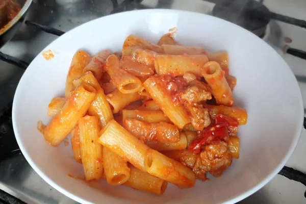 Makarna