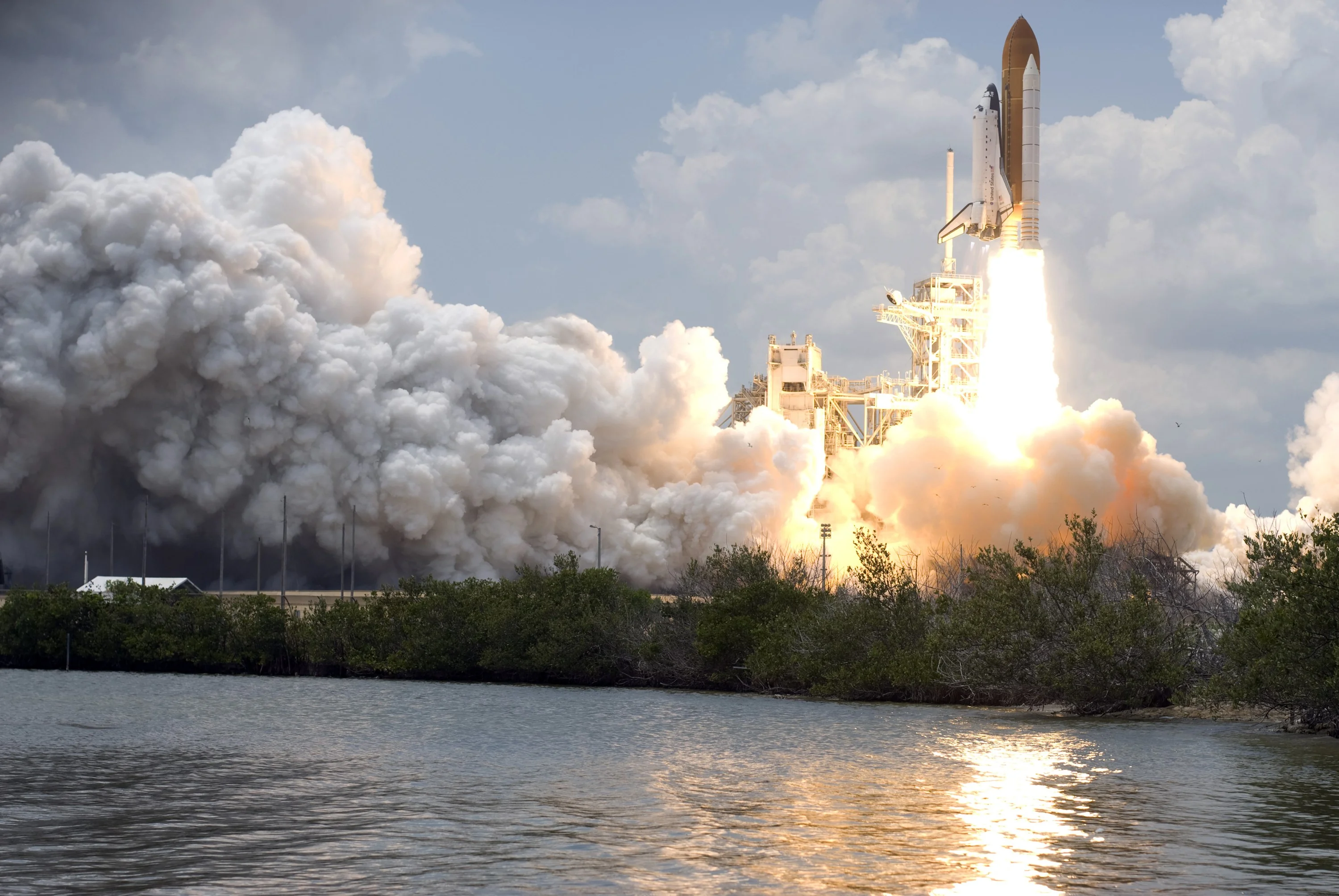 KSC-2009-3082