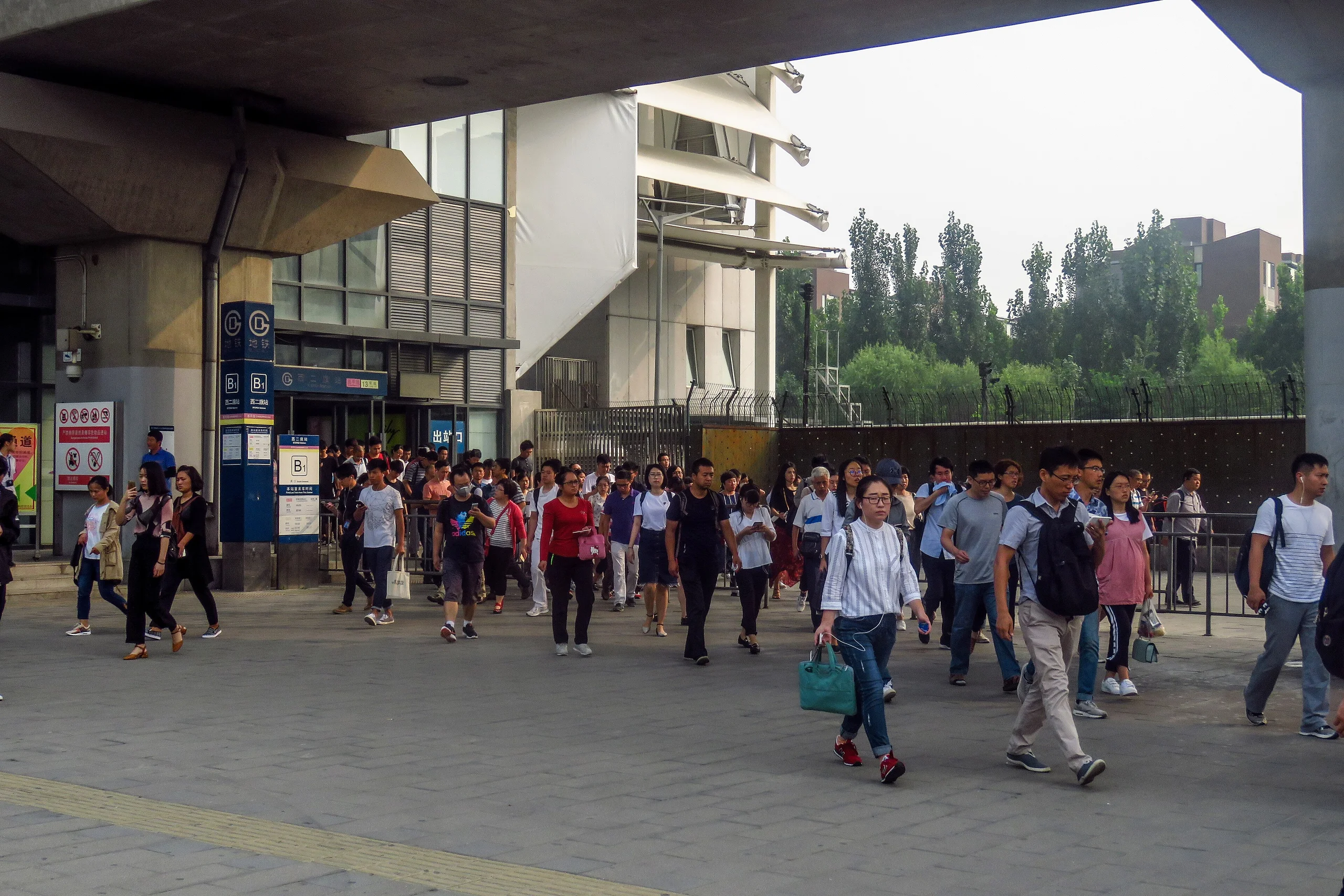 Metro Kalabalığı 4