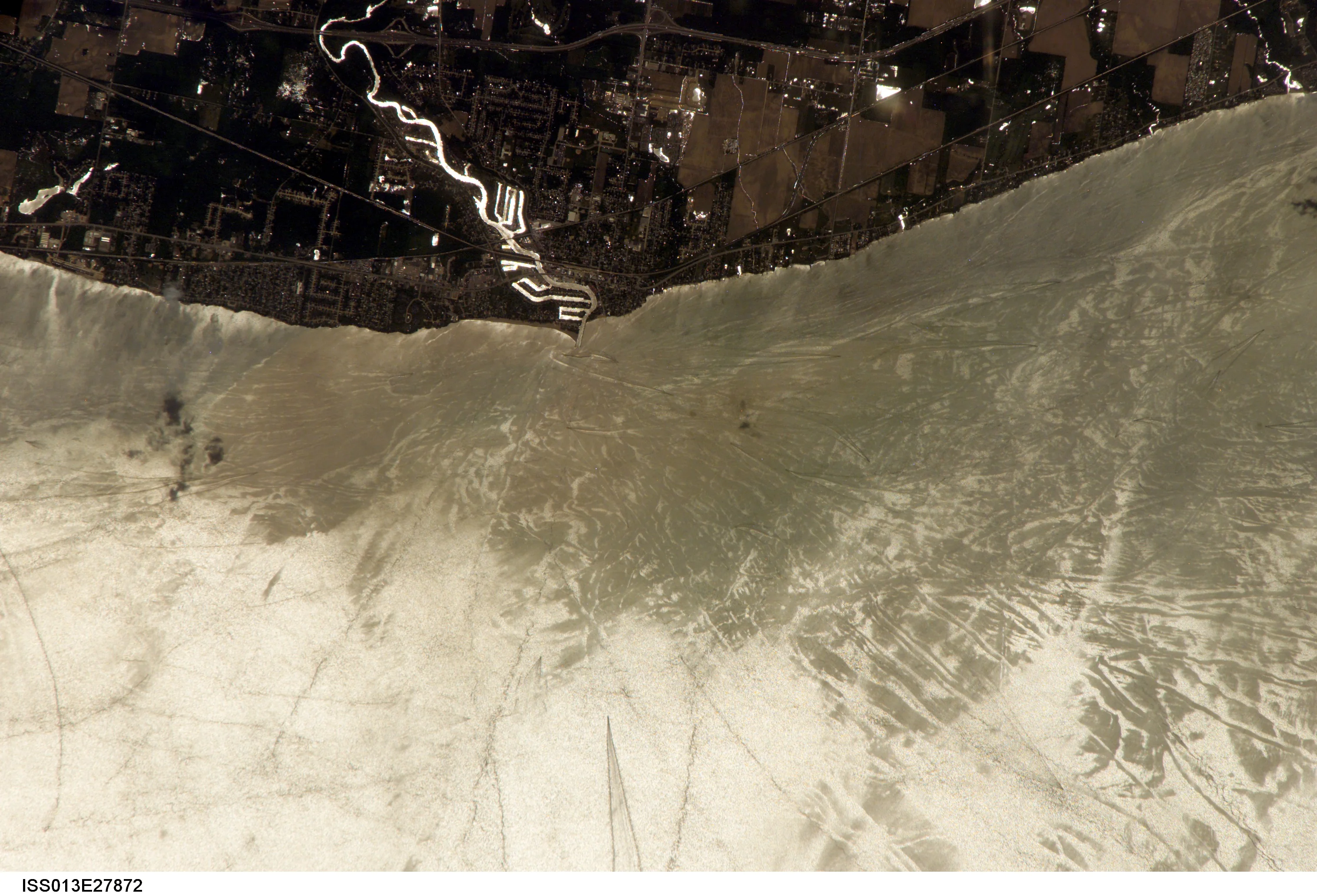 Earth Observations taken by the Expedition 13 crew