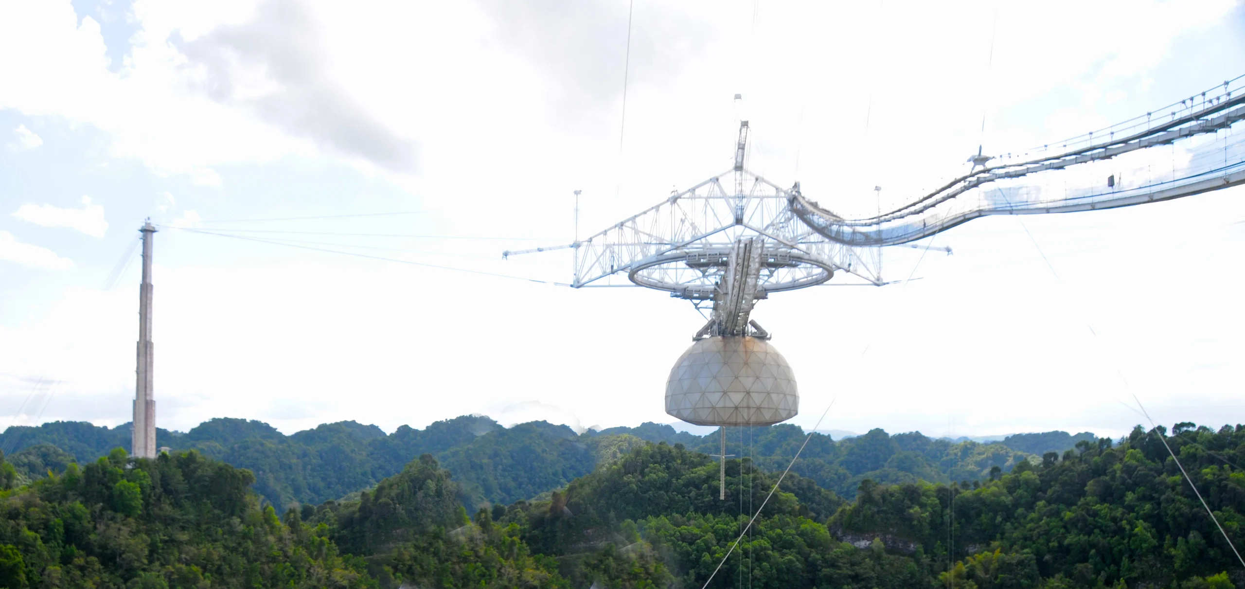 Arecibo radio telescope observatory Puerto Rico - panoramio (12)