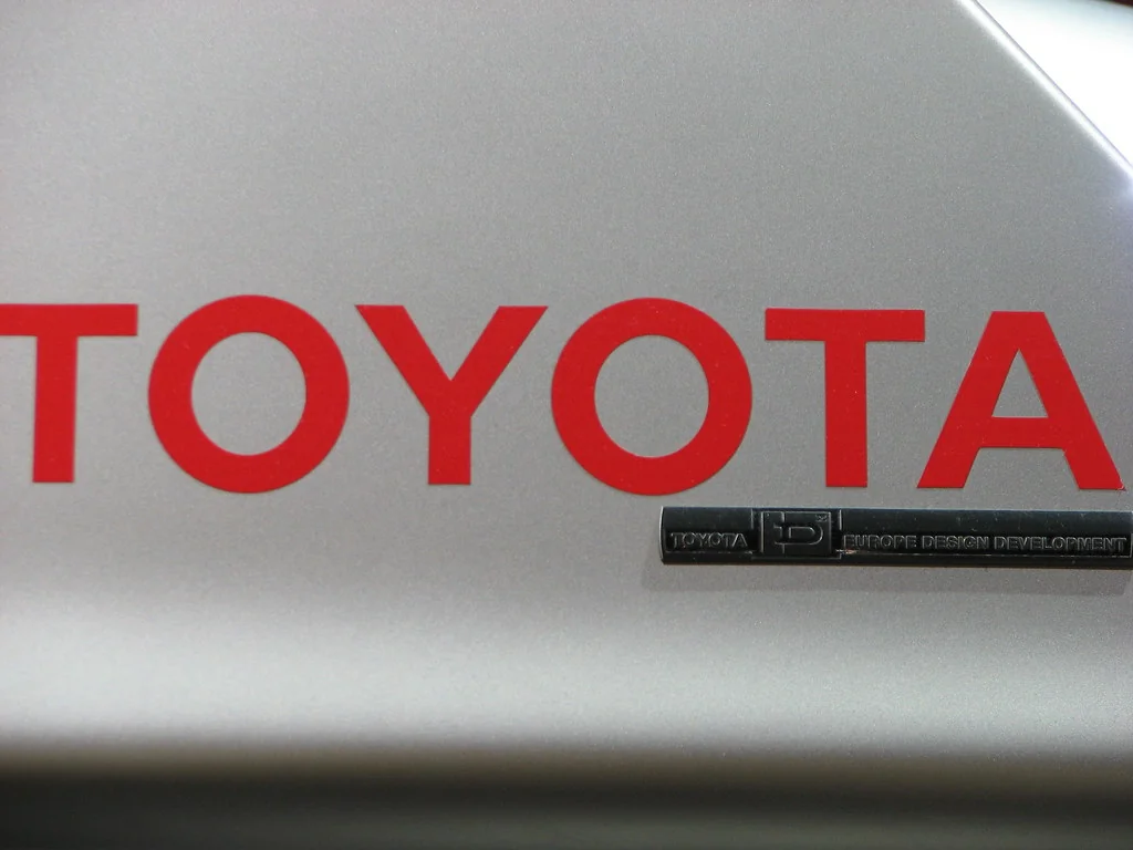 Toyota Motor Triathlon Race Car Concept