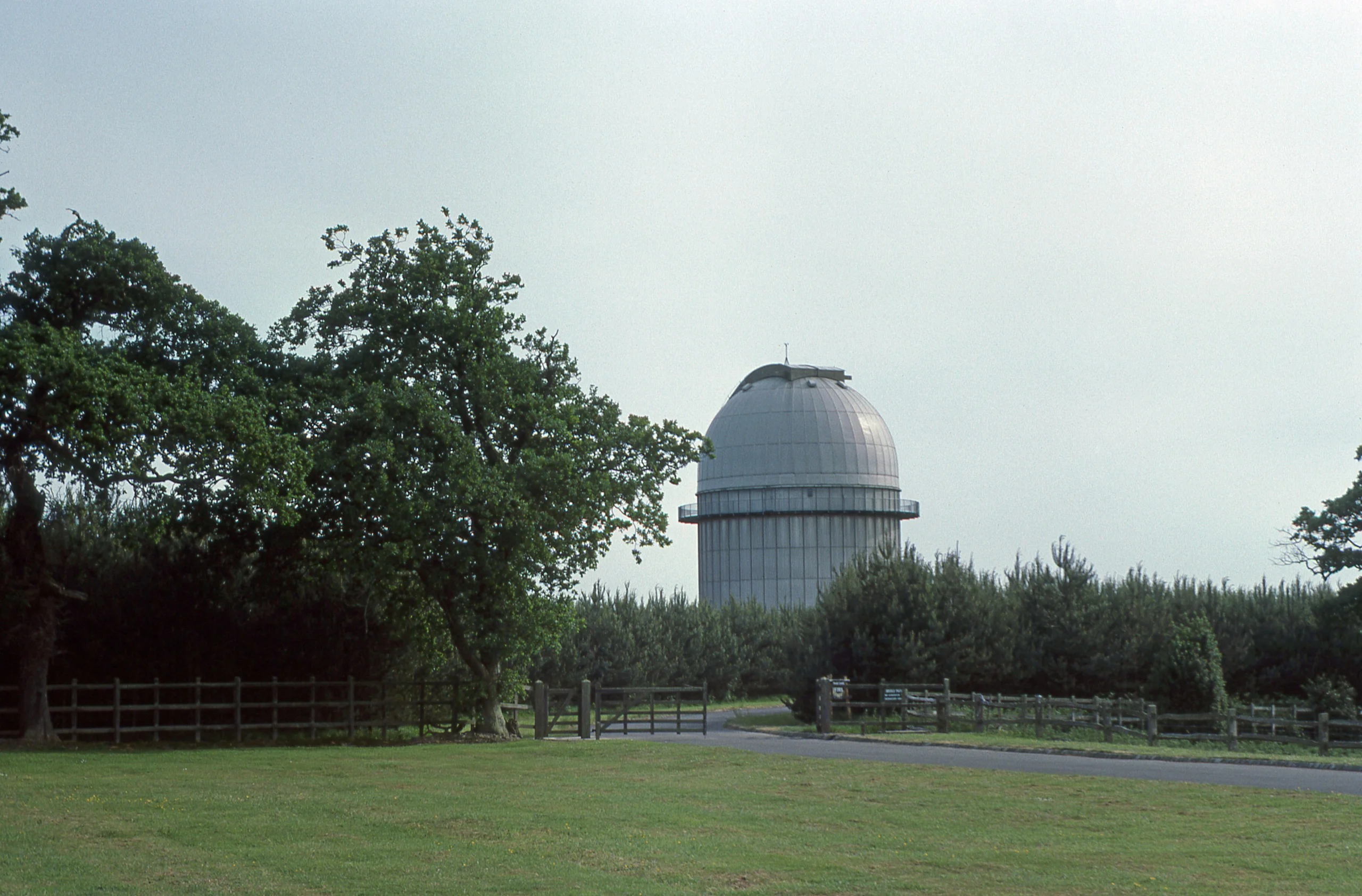 Looking towards the Isaac Newton Telescope Observatory - geograph.org.uk - 7468441